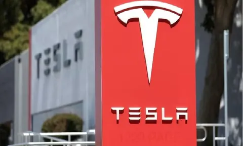 Tesla bốc hơi vốn hóa 125 tỷ USD sau khi Elon Musk mua đứt Twitter