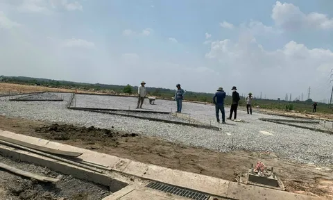 Long An: Dự án phố thương mại Hiệp Trường Phát chưa xong hạ tầng nhưng vẫn "cháy hàng"