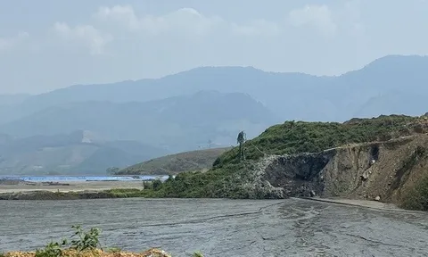 Hộp thư ngày 15/4: Mỏ đồng Sin Quyền ngang nhiên xả thải “vùi lấp" nhà dân?