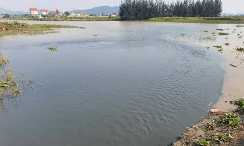 Chủ dự án chịu trách nhiệm cho việc tồn tại nhiều bất cập tại dự án nạo vét sông Cấm