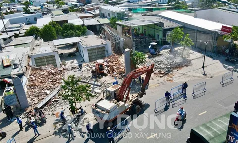 Nha Trang: Cưỡng chế 20 công trình xây dựng không phép tại phường Phước Long