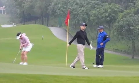 Lãnh đạo Tổng Công ty thép Việt Nam chơi Golf trong giờ làm việc