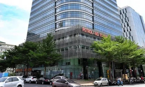 Phó tổng giám đốc Victory Capital Nguyễn Phú Hùng xin từ nhiệm