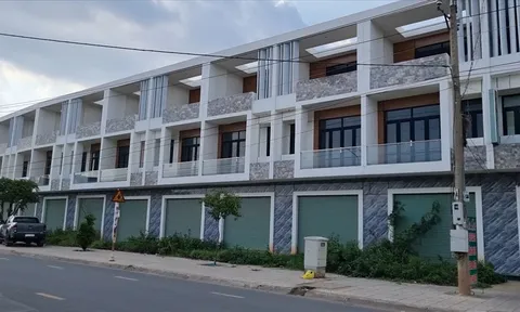 "Cơn lốc" thâu tóm đất nông nghiệp: Biến đất caosu thành dự án thương mại