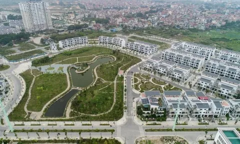 Khu đô thị sinh thái của Tasco xây dang dở, gây khó cho người dân Hà Nội