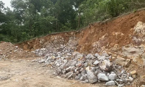 Tiên Du Bắc Ninh: Núi Na bị băm nát