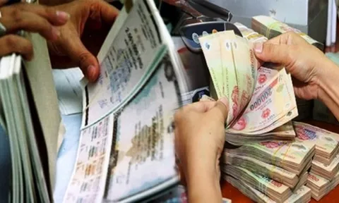 Doanh nghiệp nháo nhào mua lại trái phiếu trước hạn