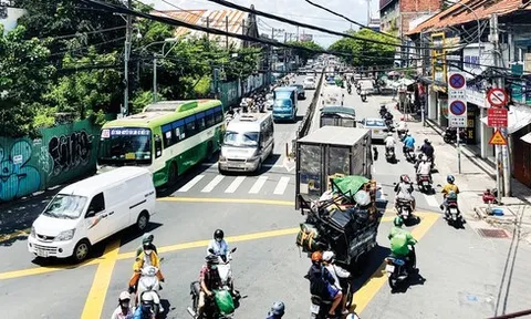 Cấp thiết mở rộng đường Nguyễn Tất Thành