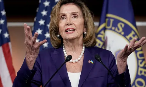 Dồn dập diễn biến quân sự nóng quanh Đài Loan khi bà Pelosi tới