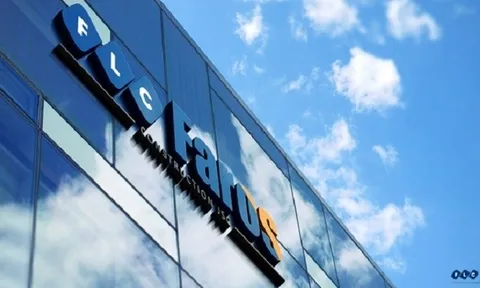 Cổ phiếu ROS rơi vào cảnh trắng bên mua sau tin sẽ bị đưa vào diện đình chỉ giao dịch