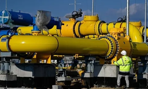 Giá xăng dầu hôm nay 9/8: Dầu thô Brent tiếp đà tăng gần 1,7%