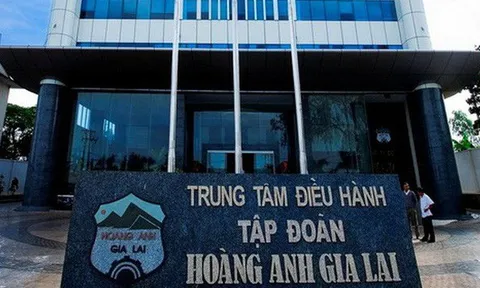 Bầu Đức vẫn nặng gánh nợ ngân hàng