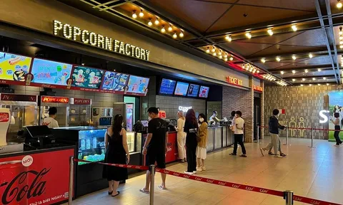 Rạp chiếu phim xin suất chiếu sau 0h để tăng doanh thu