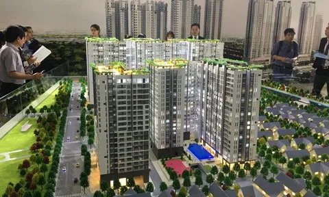 Điểm yếu khiến doanh nghiệp địa ốc buộc phải dựa lưng vào ngân hàng và trái phiếu