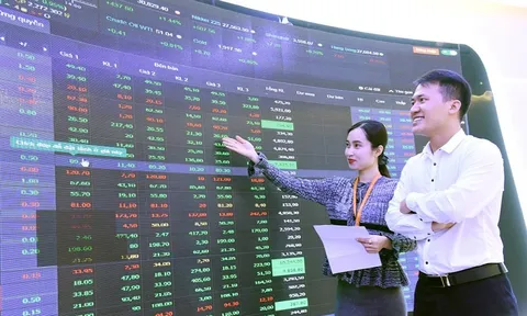 VIC gây áp lực mạnh, thị trường phản ứng thận trọng trước loạt tin vĩ mô