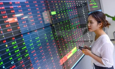 Tiền kiên quyết đứng ngoài, VN-Index bốc hơi 27 điểm