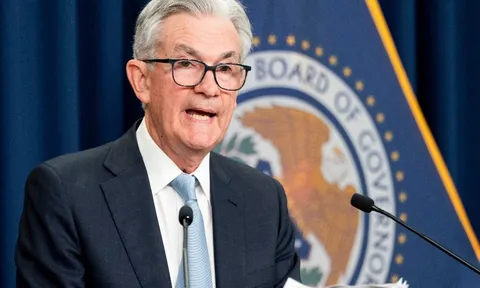 Giới đầu tư toàn cầu đau đầu với câu hỏi “đã đến lúc mua cổ phiếu hay chờ tiếp?”