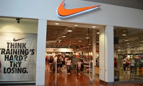 Nike sẽ cắt giảm nguồn cung do lo ngại thị trường bán lại?