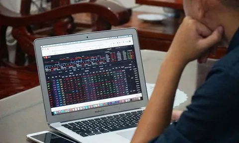 Vì đâu thị trường giảm sốc gần 4%?