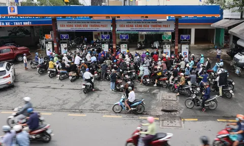 Lo nghịch cảnh thiếu xăng dầu lặp lại trong năm mới