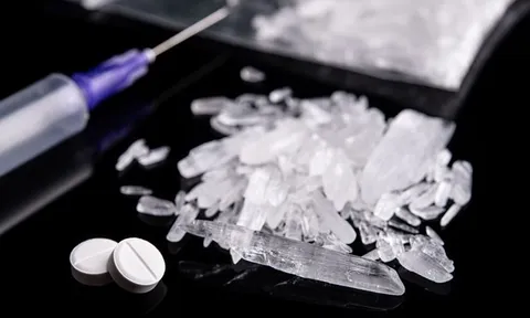 ĐIỀU TRA: Nhiều điểm bán, sử dụng ma túy ở TP.HCM - Bài 1: Các 'chủ tiệm' thản nhiên bán hàng trắng