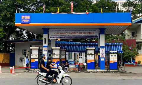 Kinh doanh xăng dầu: Chiêu trò phía sau những hợp đồng cấp phép