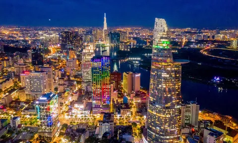 Bộ Chính trị ban hành Nghị quyết về xây dựng chính sách đặc thù cho TP HCM