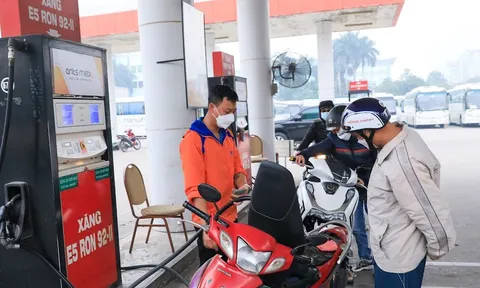 Giá xăng dầu hôm nay 12/1: Tăng mạnh hơn 3% nhờ triển vọng kinh tế thế giới lạc quan