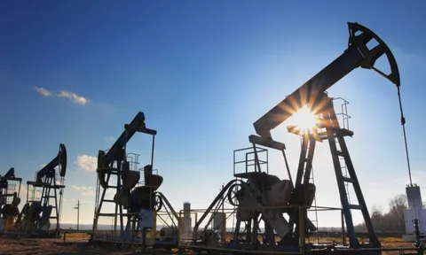 IMF nhận định giá dầu thế giới sẽ tăng mạnh nếu kinh tế Trung Quốc sớm phục hồi