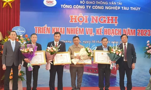 Tổng Công ty Công nghiệp tàu thủy tích tiền để trả nợ