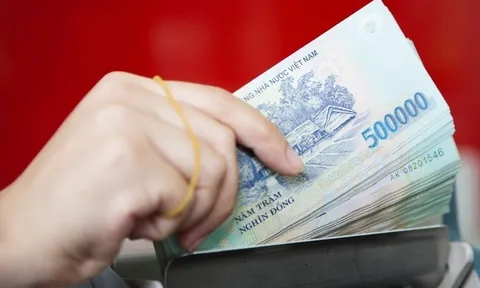 Lãi tỷ USD thời khó, 'ông lớn' chi nghìn tỷ trả cổ tức