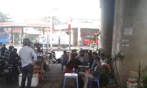 Sở GTVT TP.HCM kiểm tra, xử lý tình trạng lấn chiếm dưới gầm cầu