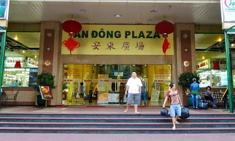 An Đông Plaza tăng mạnh giá thuê quầy nhưng không làm hợp đồng bảo đảm
