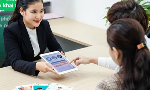 Sắp thanh tra ngân hàng gắn điều kiện mua bảo hiểm với cho vay