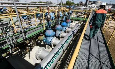 Giá xăng dầu hôm nay 17/3: Phát ngôn của OPEC+ đã chặn đà giảm