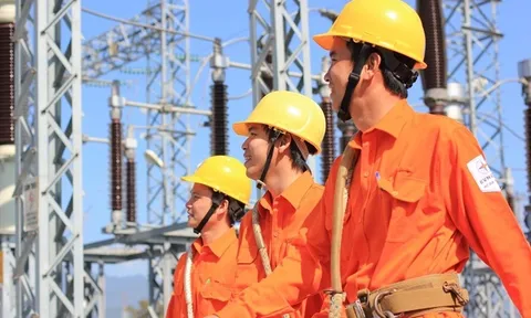 Nếu tiếp tục thua lỗ, EVN sẽ hết sạch tiền ngay trong tháng 5