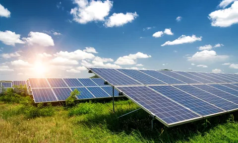 Điện gió, điện mặt trời mang lại tiền tỉ mỗi tháng cho các doanh nghiệp tay ngang