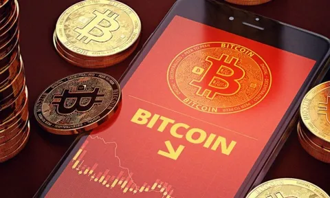 Thị trường tiền điện tử đỏ rực, giá Bitcoin thấp nhất 9 tháng