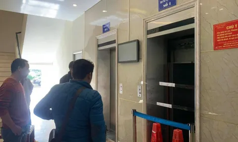 Dân chung cư 'hãi hùng' khi thang máy hết hạn kiểm định vẫn không được bảo trì