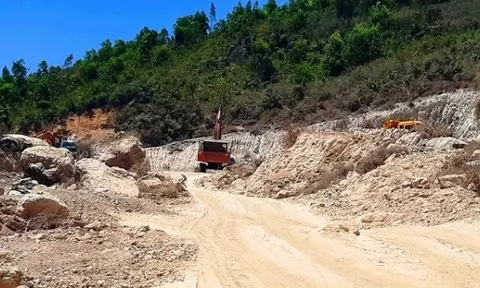 Bình Định: Núp bóng dự án làm đường, 'rút ruột' tài nguyên trái phép, thu lợi bất chính