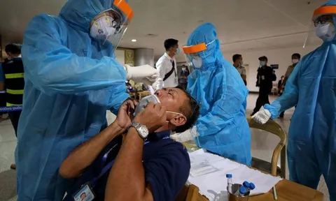 Dừng xét nghiệm Covid-19 khi nhập cảnh vào Việt Nam