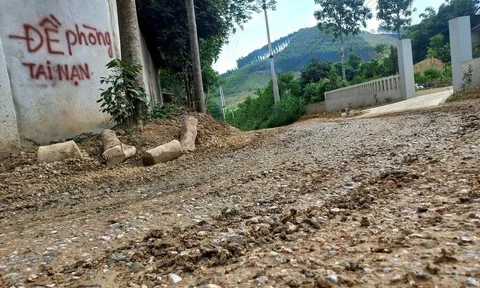 Thanh Hóa: Dự án đảm bảo an toàn tuyến đường nhưng 'làm như phá'