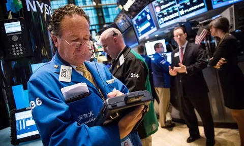 Chứng khoán Mỹ tăng liền 2 phiên, giá dầu vững đà đi lên