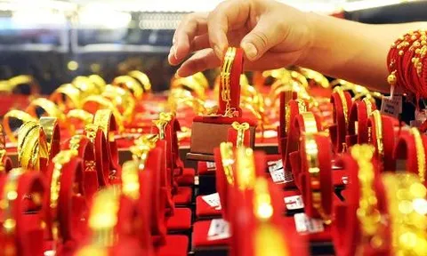 Giá vàng trong nước và thế giới giảm liên tiếp