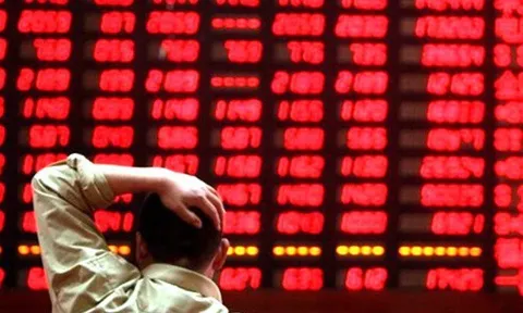 Chứng khoán Mỹ đỏ lửa