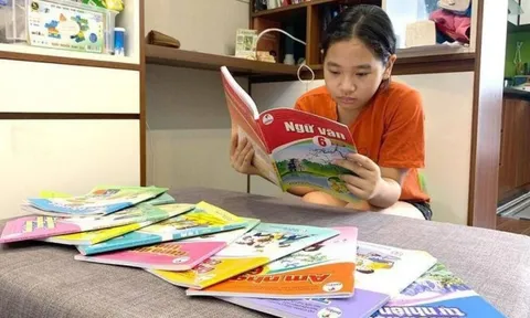 Yêu cầu giảm giá SGK, nghiêm cấm việc ép buộc mua sách tham khảo