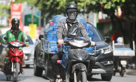 Miền Bắc và Trung Bộ bước vào đỉnh điểm nắng nóng, Hà Nội nền nhiệt lên tới 39 độ