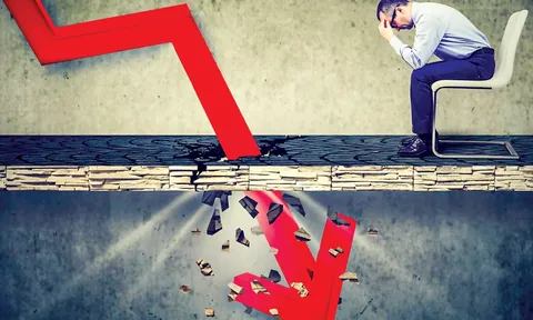 Thị trường lao dốc, nhà đầu tư đạp lên nhau để tồn tại