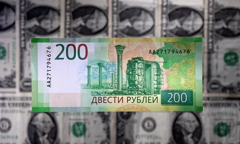 Anh cấm nhập khẩu tiền giấy của nước này và Châu Âu vào Nga