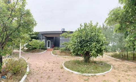 Nhếch nhác tại dự án 100 tỷ trên 'đất vàng' giáp biển Hà Tĩnh